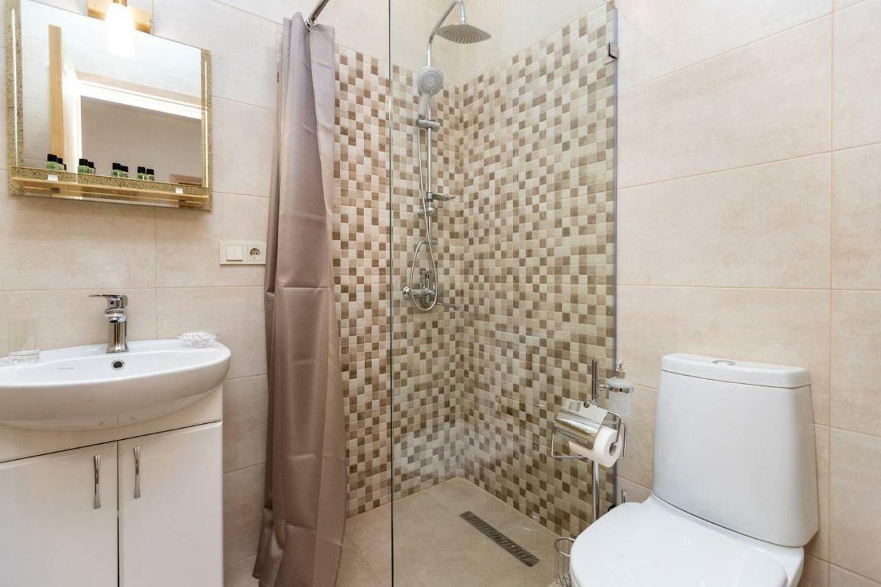 Wehost Stylish Apartment In Old Tbilisi Eksteriør bilde